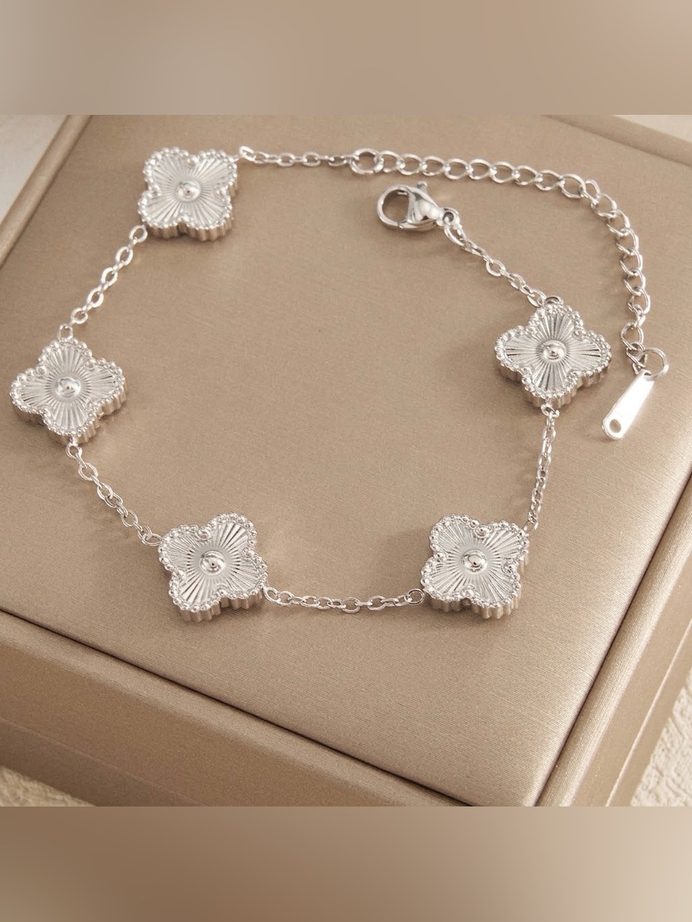 Silver Clover Link Bracelet